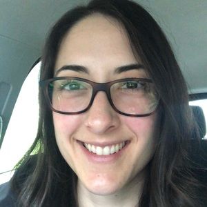 Meet your Posher, Kacie